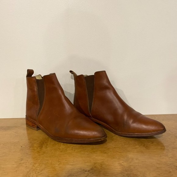 Nisolo Everyday Chelsea Boots - 9.5, Brandy - Picture 2 of 6